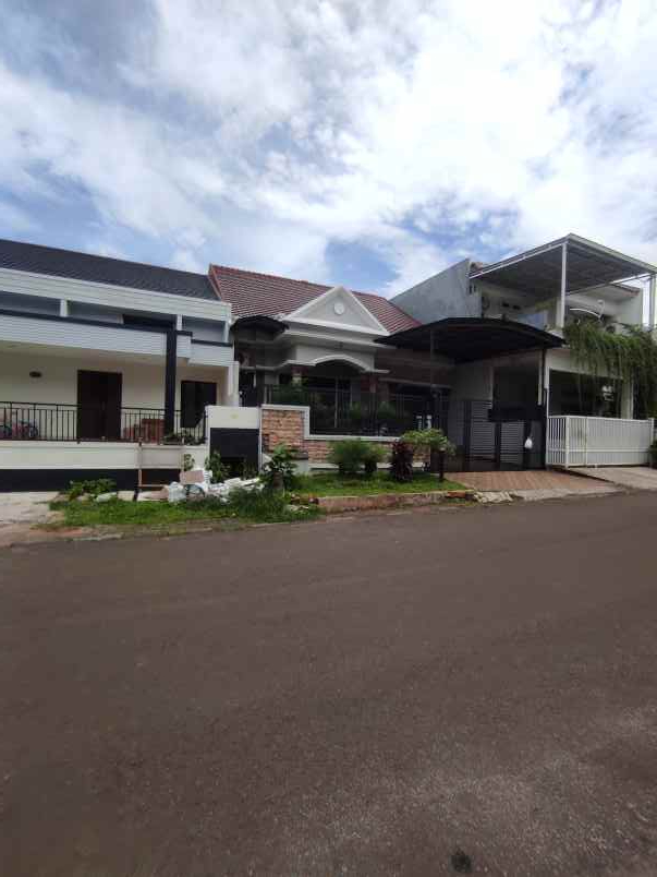 dijual rumah anggrek loka sektor 2 1 serpong