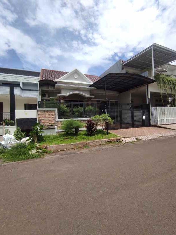 dijual rumah anggrek loka sektor 2 1 serpong