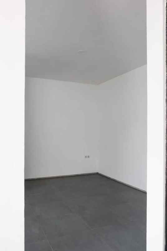 dijual rumah antapani