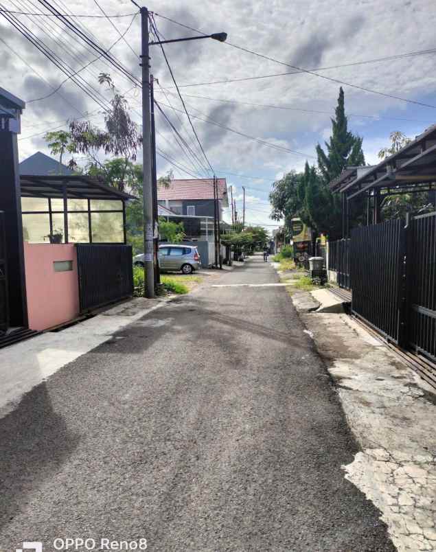 dijual rumah arcamanik