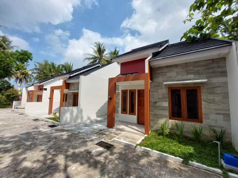 dijual rumah argosari sedayu