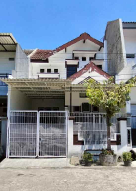 dijual rumah babatan pantai