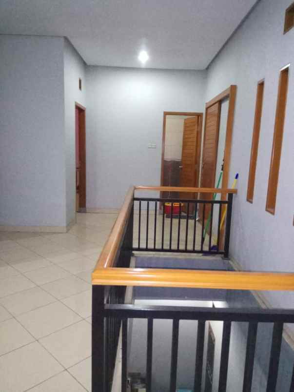 dijual rumah bahagia logam margacinta