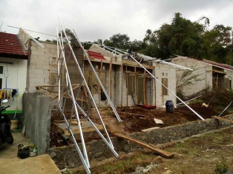 dijual rumah banjaran