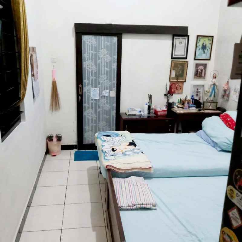 dijual rumah barata jaya