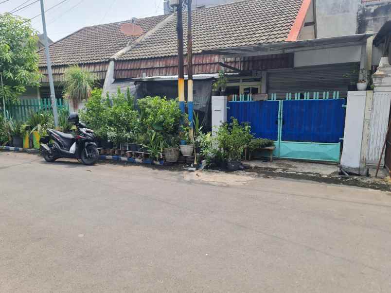 dijual rumah bendul merisi selatan