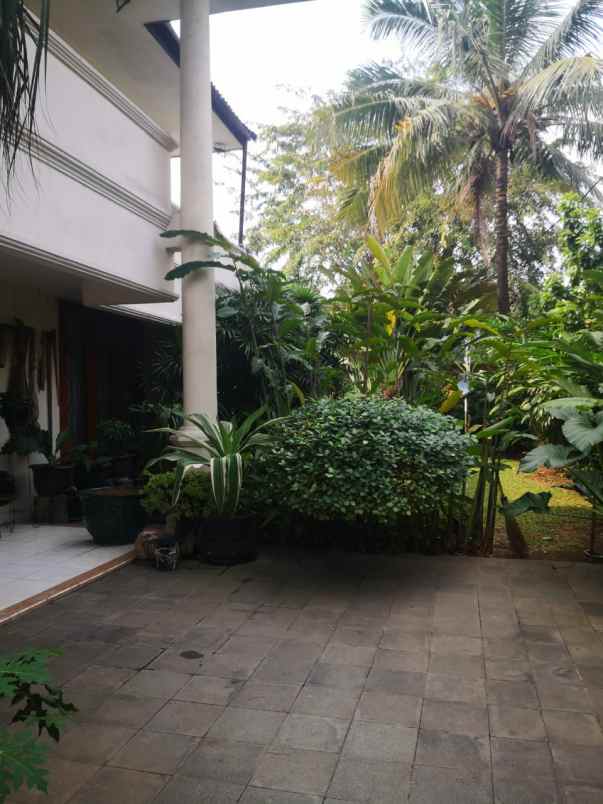 dijual rumah bintaro