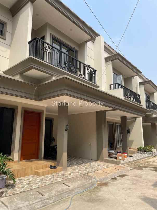 dijual rumah bintaro sektor 4