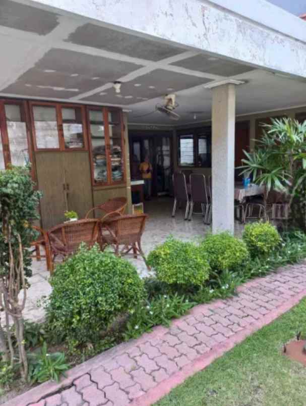 dijual rumah blambangan