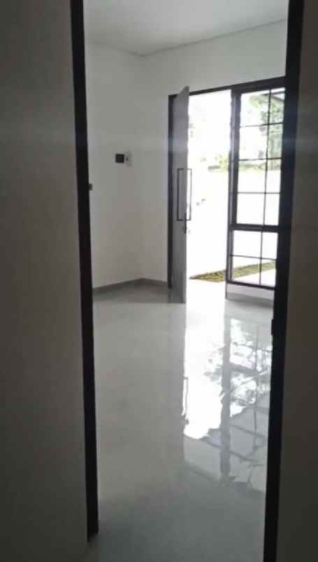 dijual rumah bogor barat