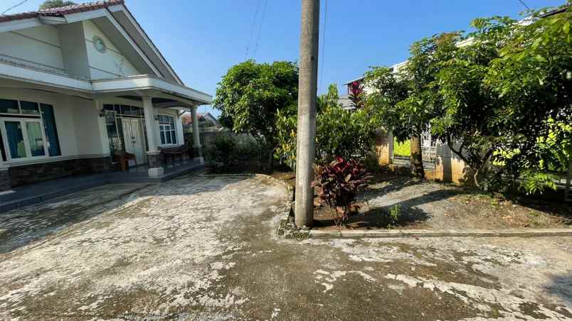 dijual rumah bojong