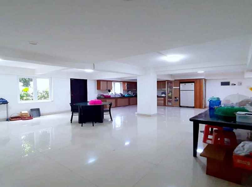 dijual rumah bukit golf mediterania