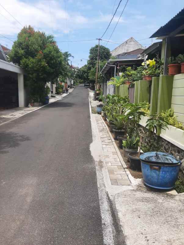 dijual rumah bukit sari