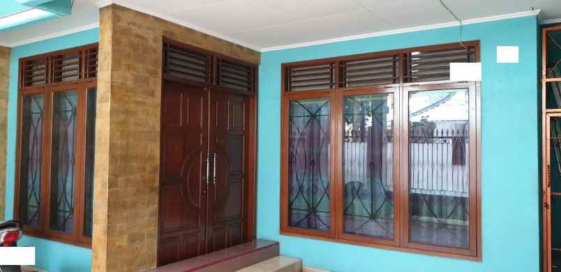 dijual rumah cempaka baru