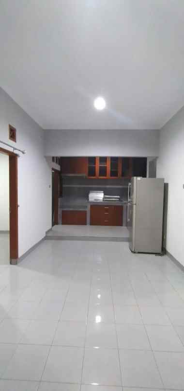 dijual rumah cigugur