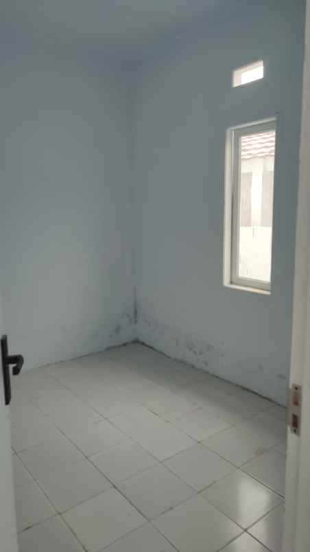 dijual rumah cikao bandung