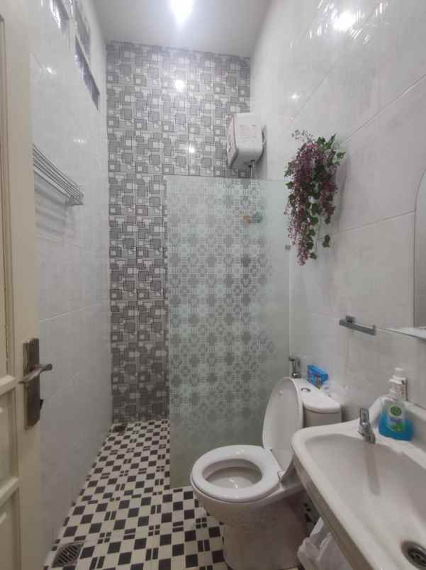 dijual rumah ciliwung