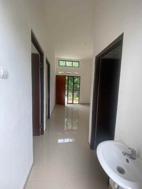 dijual rumah cilodong