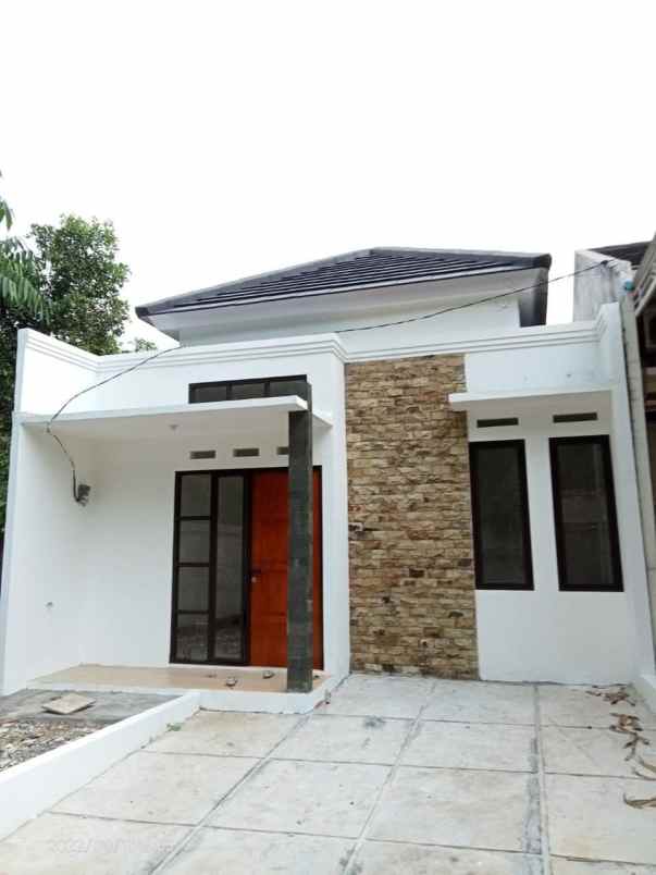 dijual rumah cilodong