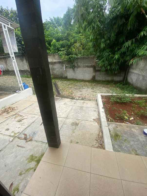 dijual rumah cilodong