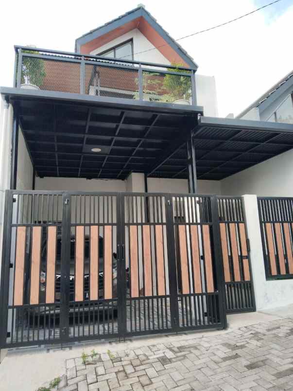 dijual rumah cipadung