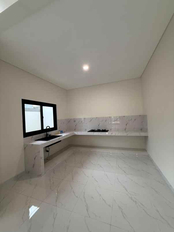 dijual rumah ciparigi bogor utara kota