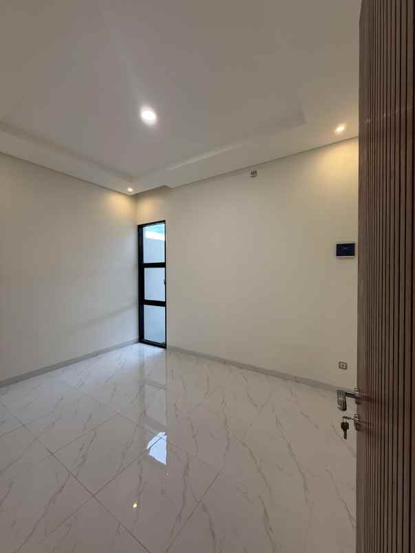 dijual rumah ciparigi bogor utara kota