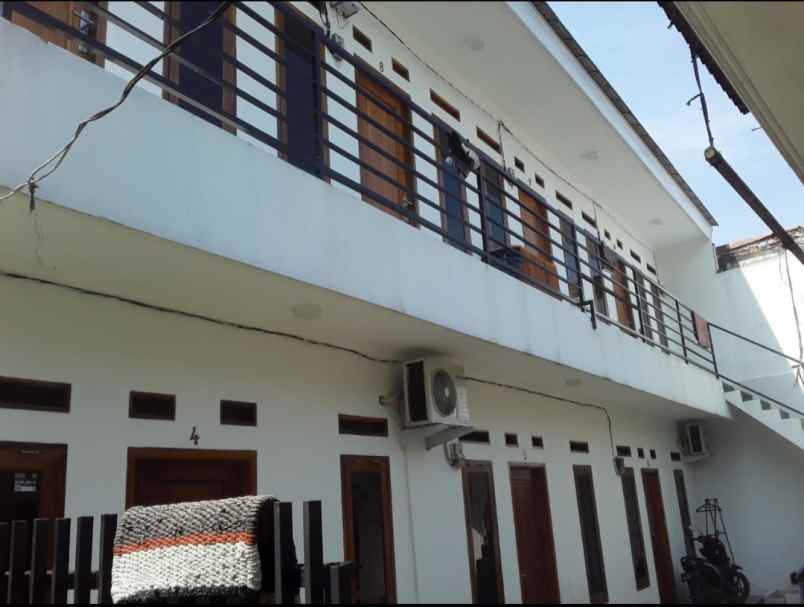 dijual rumah cipedak jagakarsa jakarta