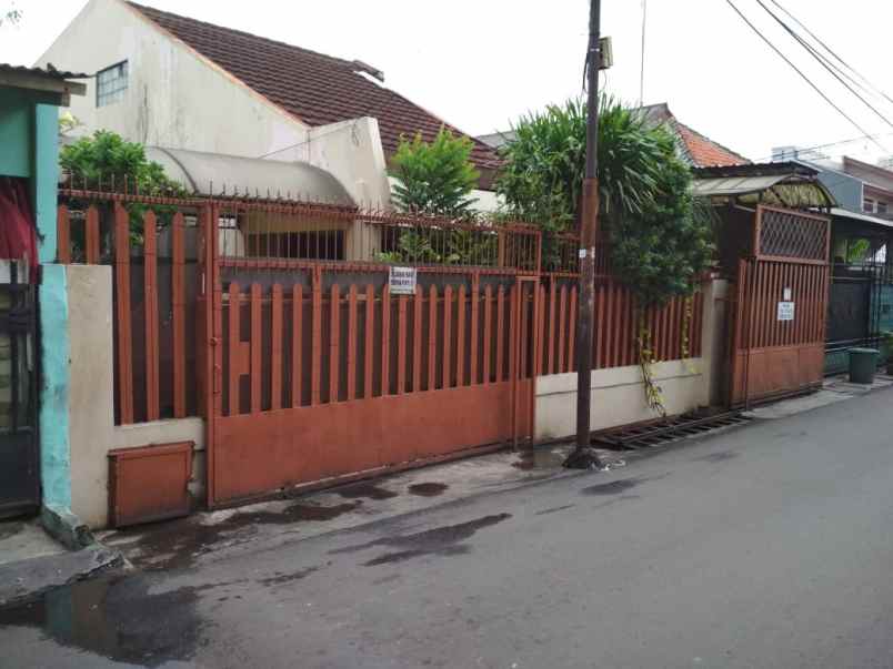 dijual rumah cipulir kebayoran lama