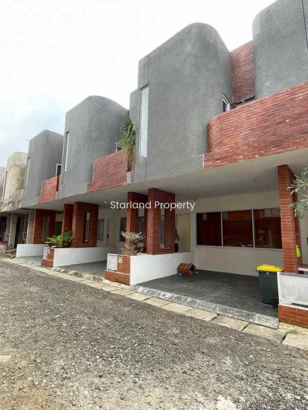 dijual rumah ciputat tangsel