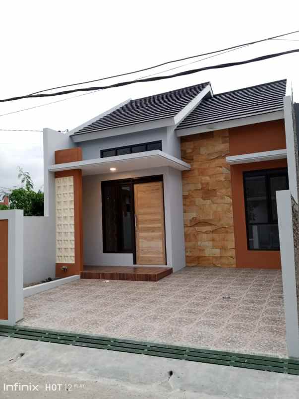 dijual rumah cisaranten wetan cinambo