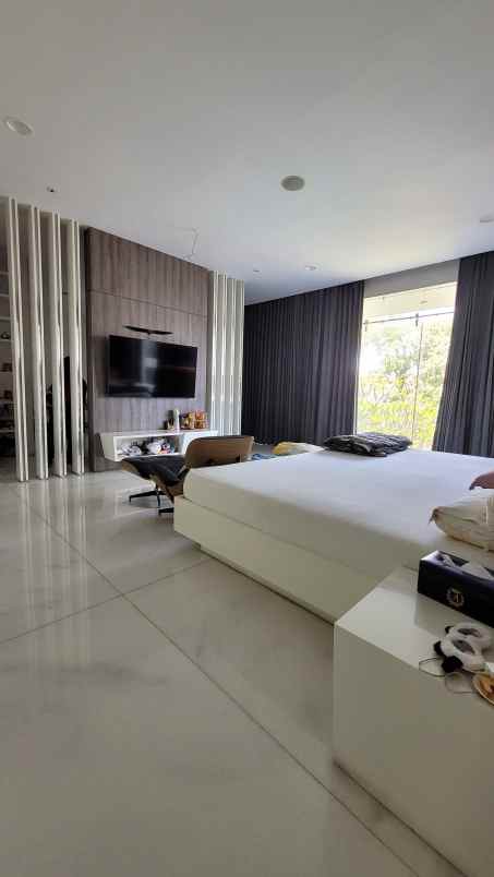 dijual rumah citraland bukit golf