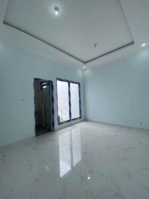 dijual rumah citraland bukit palma