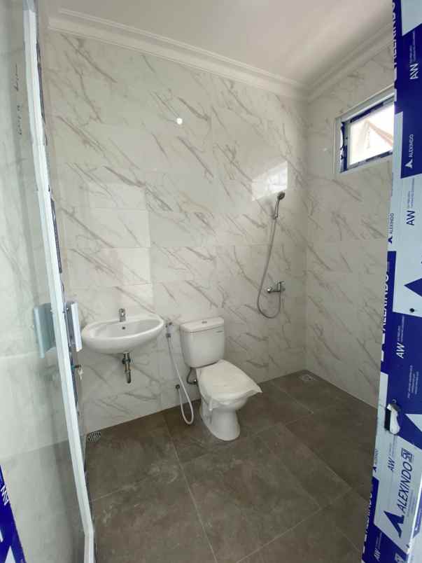 dijual rumah citraland bukit palma