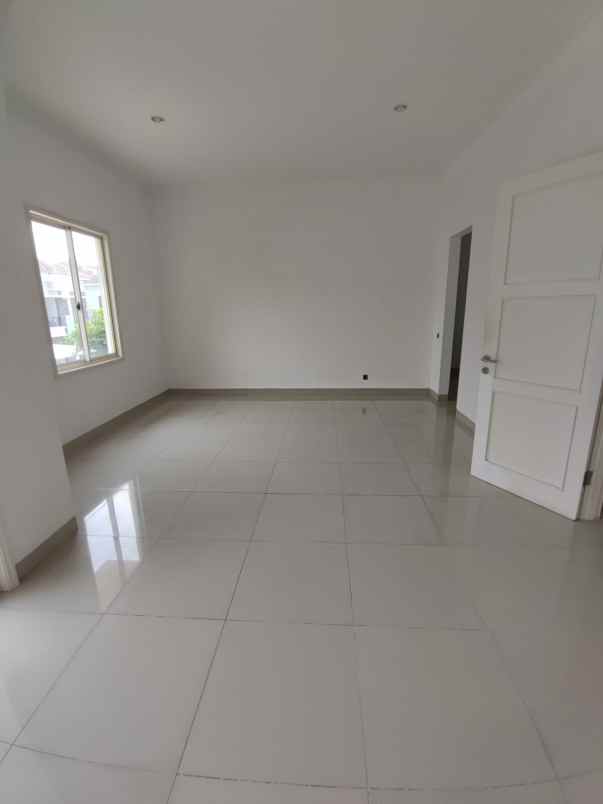 dijual rumah cluster aquamarine phg