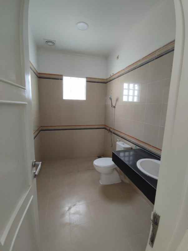 dijual rumah cluster aquamarine phg