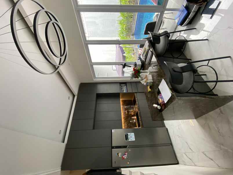 dijual rumah cluster aristoteles