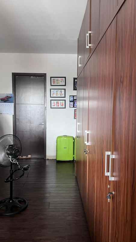 dijual rumah cluster dbanyan jgc