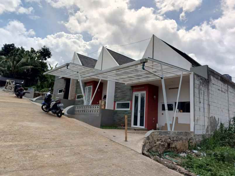 dijual rumah cluster kinarasti padasuka