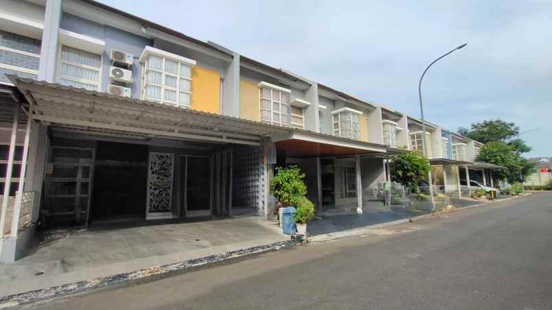 dijual rumah cluster monte farella