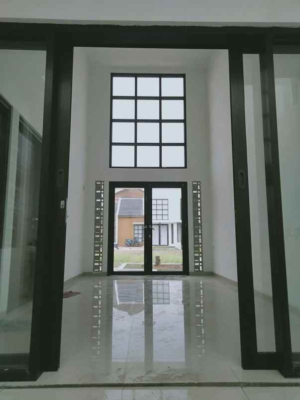 dijual rumah cluster velocity