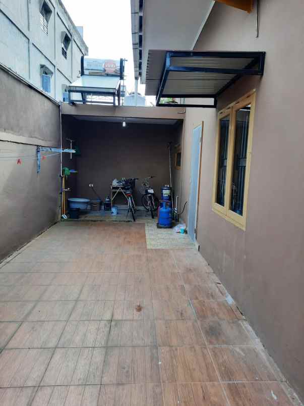 dijual rumah dekat gereja katolik st paulus pekanbaru