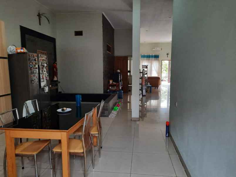dijual rumah dekat gereja katolik st paulus pekanbaru