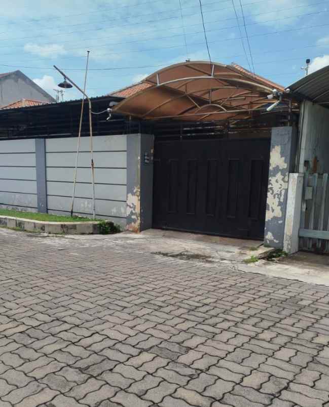 dijual rumah dharmahusada