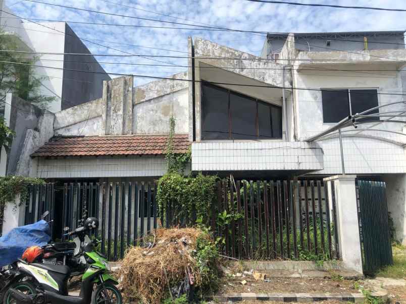 dijual rumah dharmahusada