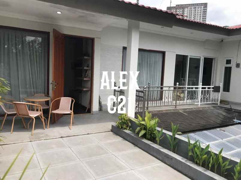 dijual rumah di dekat pejaten village jak sel