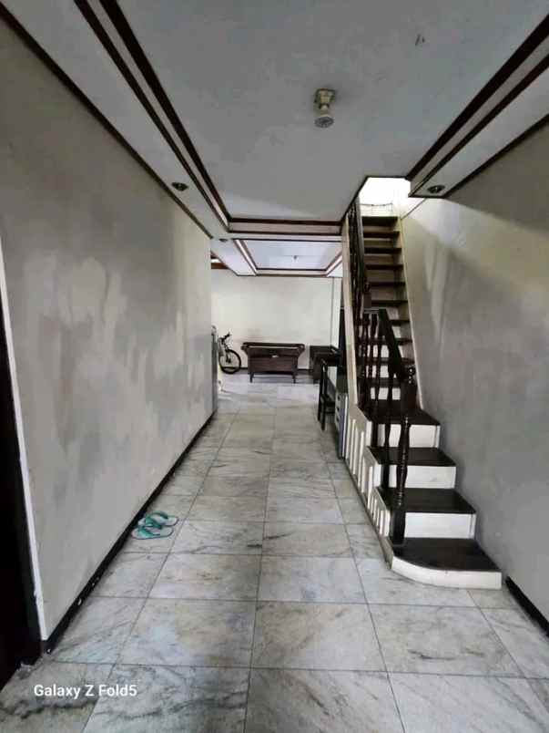 dijual rumah di jl muradi sembar semarang