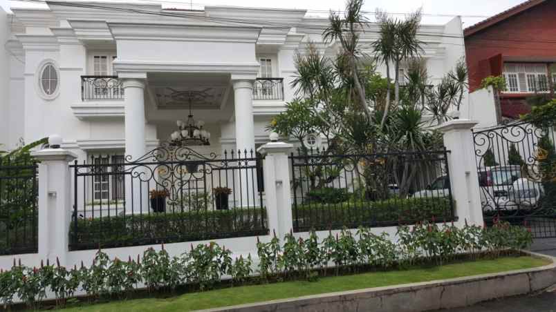 dijual rumah di jl taman cilandak jakarta selatan