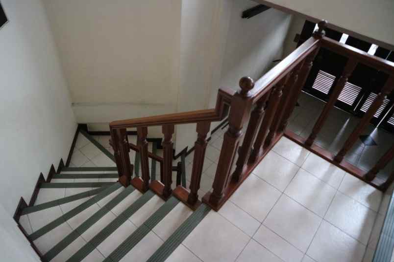 dijual rumah di komplek dago asri bandung jawa barat