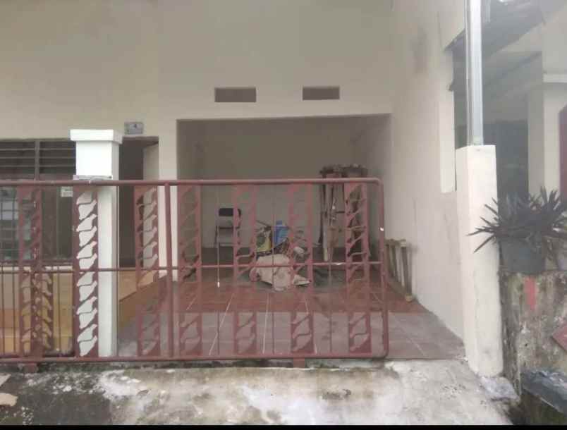 dijual rumah di perumahan harapan baru 1 bekasi